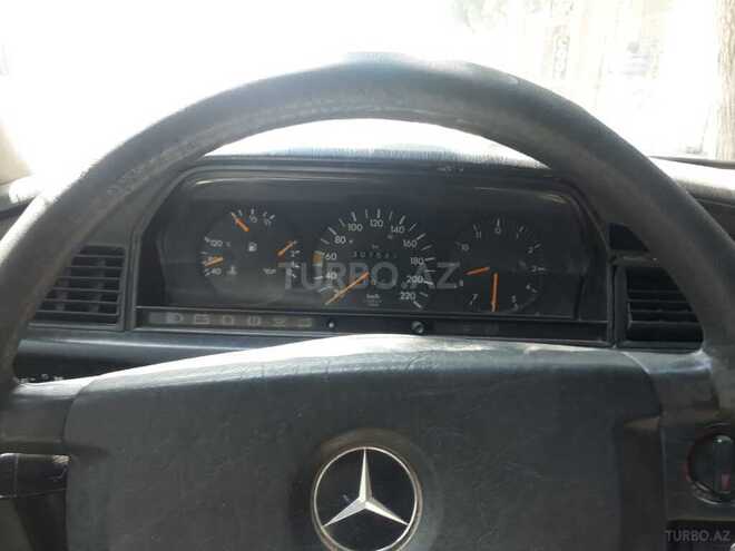Mercedes 190 1990, 302,000 km - 1.8 л - Bakı