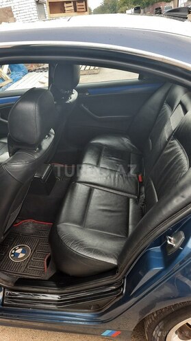 BMW 320 2004, 226,500 km - 2.2 l - Qazax