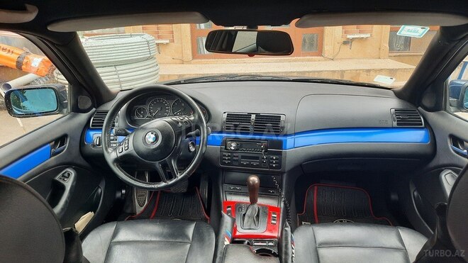 BMW 320 2004, 226,500 km - 2.2 l - Qazax