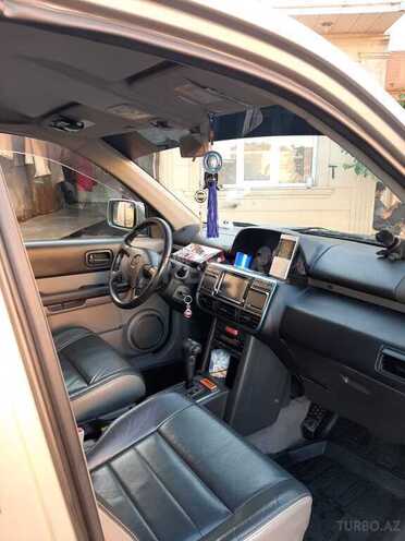 Nissan X-Trail 2002, 215,000 km - 2.0 l - Bakı