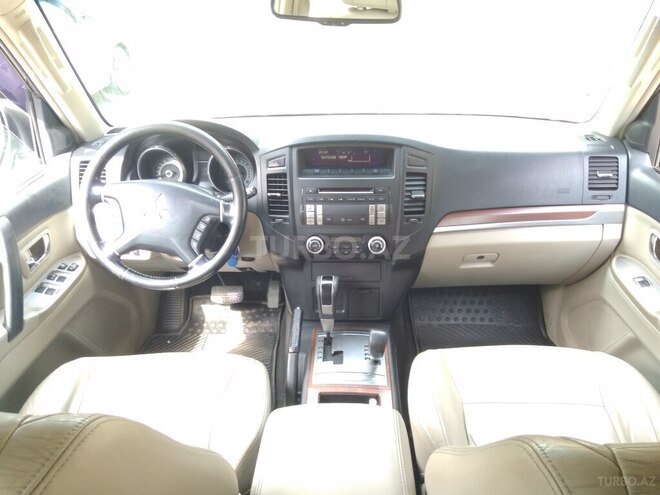 Mitsubishi Pajero 2008, 176,000 km - 3.0 l - Bakı
