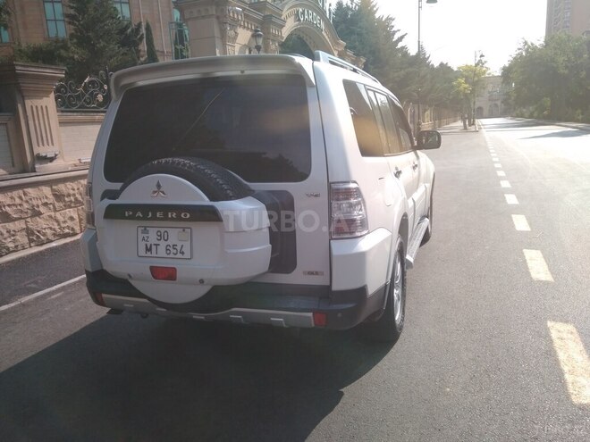 Mitsubishi Pajero 2008, 176,000 km - 3.0 l - Bakı