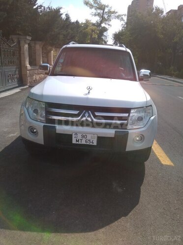 Mitsubishi Pajero 2008, 176,000 km - 3.0 l - Bakı