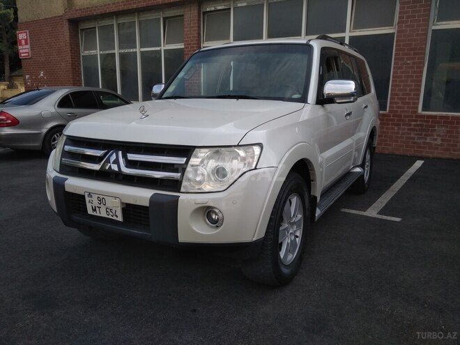 Mitsubishi Pajero 2008, 176,000 km - 3.0 l - Bakı