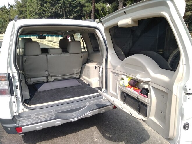 Mitsubishi Pajero 2008, 176,000 km - 3.0 l - Bakı