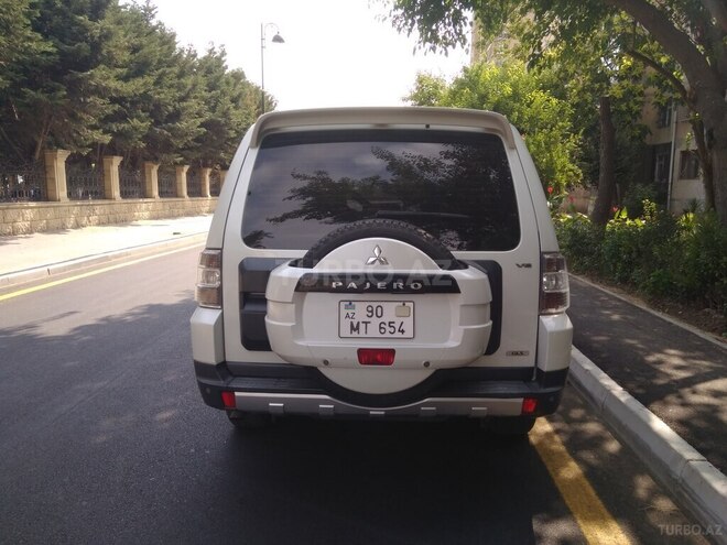 Mitsubishi Pajero 2008, 176,000 km - 3.0 l - Bakı