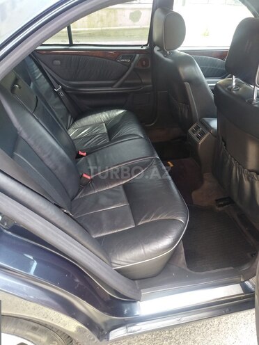 Mercedes E 240 1998, 321,500 km - 2.4 l - Bakı