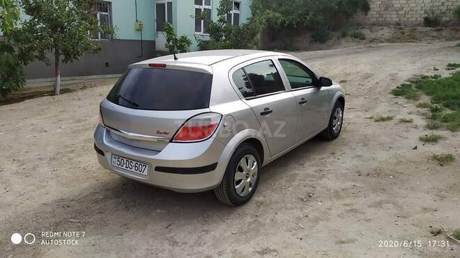 Opel Astra 2007, 232,000 km - 1.9 l - Sumqayıt