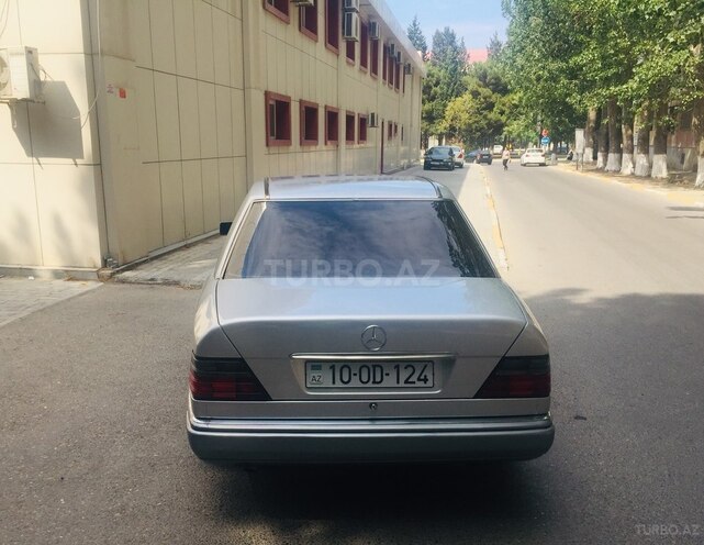 Mercedes E 250 1991, 350,000 km - 2.5 l - Sumqayıt