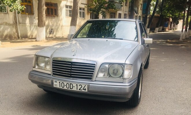 Mercedes E 250 1991, 350,000 km - 2.5 l - Sumqayıt
