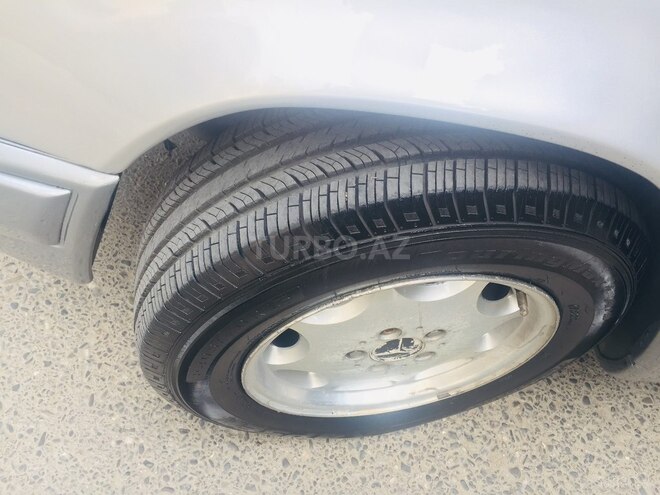 Mercedes E 250 1991, 350,000 km - 2.5 l - Sumqayıt