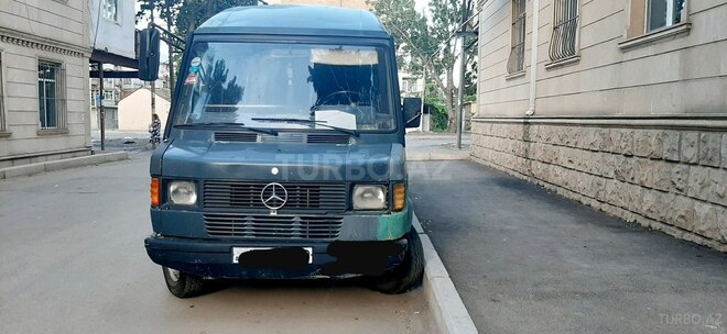 Mercedes 208 D 1993, 228,000 km - 2.5 l - Gəncə