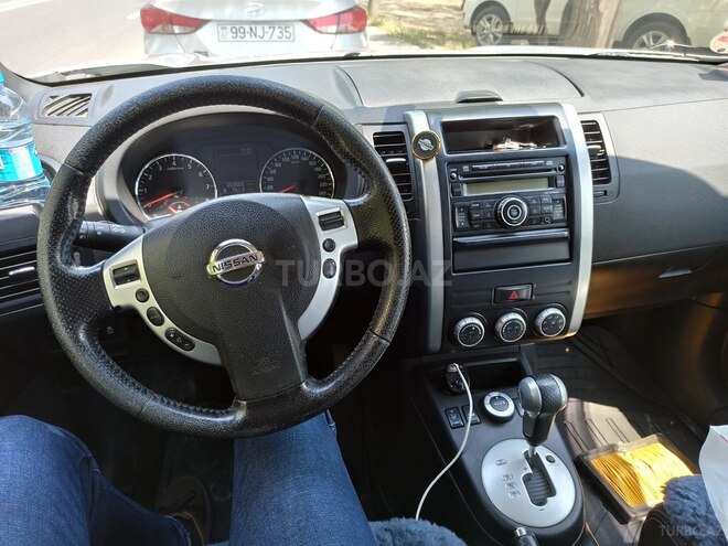 Nissan X-Trail 2013, 210,000 km - 2.5 l - Bakı