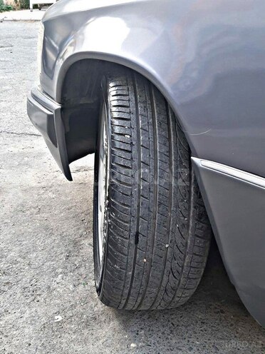 Mercedes E 220 1995, 350,000 km - 2.2 l - Bakı
