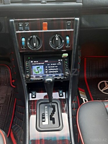 Mercedes E 220 1995, 350,000 km - 2.2 l - Bakı