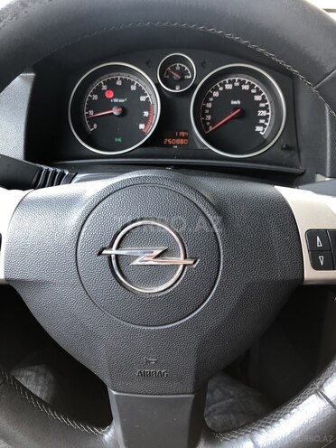 Opel Astra 2007, 250,000 km - 1.4 l - Bakı