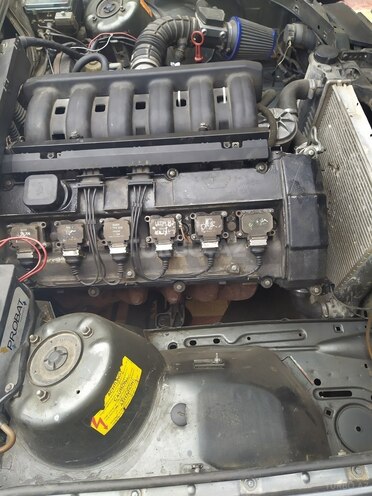 BMW 316 1983, 220,000 km - 2.0 l - Gəncə