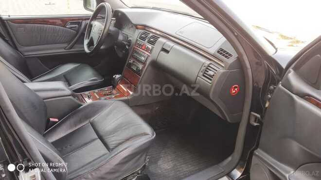 Mercedes E 270 2000, 369,000 km - 2.7 l - Bakı