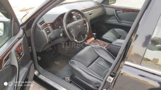 Mercedes E 270 2000, 369,000 km - 2.7 l - Bakı