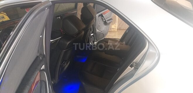Mercedes C 240 2000, 106,700 km - 2.4 l - Gəncə