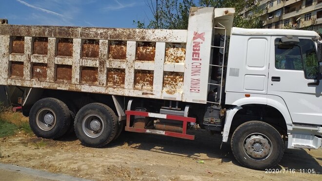HOWO Sinotruk 2012, 230,000 km - 9.5 l - Bakı