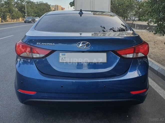 Hyundai Elantra 2015, 21,000 km - 1.8 l - Bakı