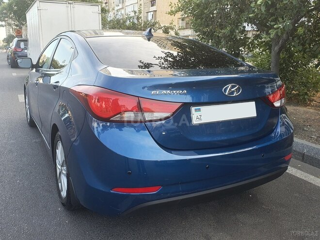 Hyundai Elantra 2015, 21,000 km - 1.8 l - Bakı