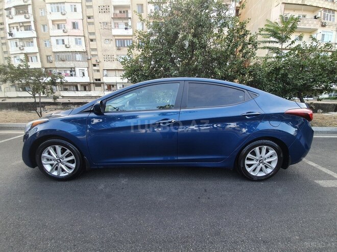 Hyundai Elantra 2015, 21,000 km - 1.8 l - Bakı