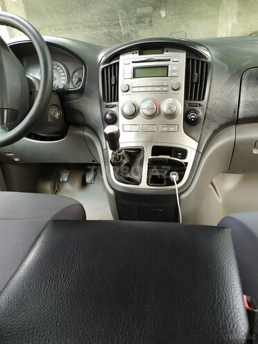 Hyundai H-1 2008, 270,000 km - 2.5 l - Qəbələ