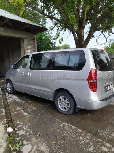 Hyundai H-1 2008, 270,000 km - 2.5 l - Qəbələ