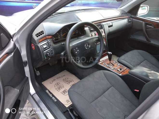 Mercedes E 200 2000, 235,200 km - 2.0 l - Gəncə