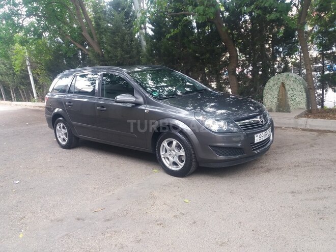Opel Astra 2009, 87,700 km - 1.4 l - Bakı