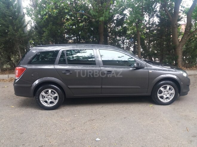 Opel Astra 2009, 87,700 km - 1.4 l - Bakı