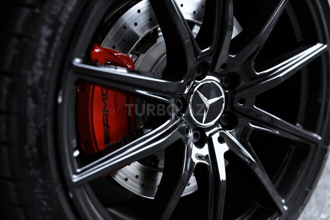 Mercedes  2015, 23,700 km - 4.0 l - Bakı