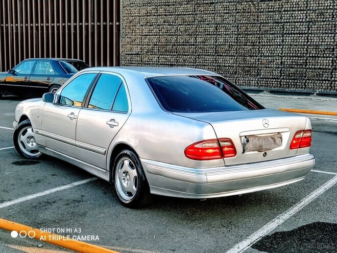 Mercedes E 230 1996, 251,028 km - 2.3 l - Bakı