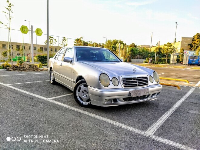 Mercedes E 230 1996, 251,028 km - 2.3 l - Bakı