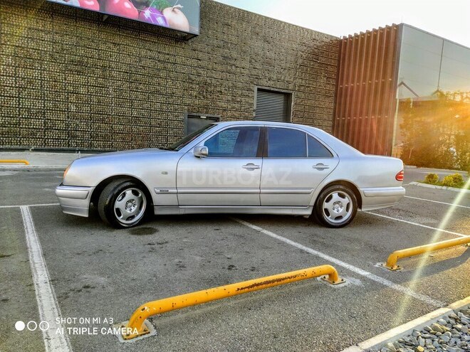 Mercedes E 230 1996, 251,028 km - 2.3 l - Bakı
