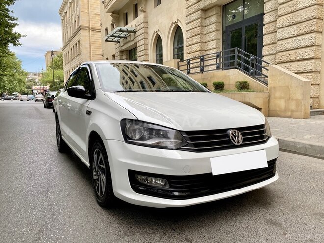 Volkswagen Polo 2017, 73,000 km - 1.6 л - Bakı