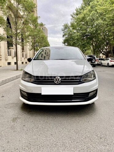 Volkswagen Polo 2017, 73,000 km - 1.6 л - Bakı