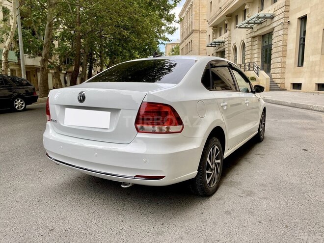 Volkswagen Polo 2017, 73,000 km - 1.6 л - Bakı