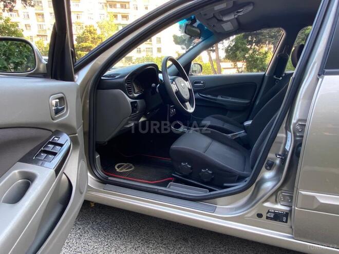 Nissan Sunny 2011, 74,000 km - 1.6 л - Bakı