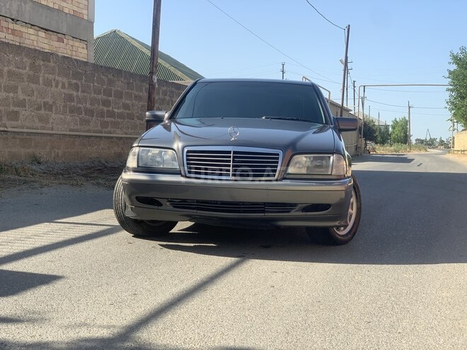 Mercedes C 200 1999, 325,000 km - 2.0 л - Bakı