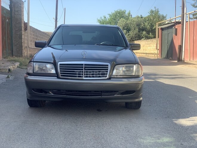 Mercedes C 200 1999, 325,000 km - 2.0 л - Bakı