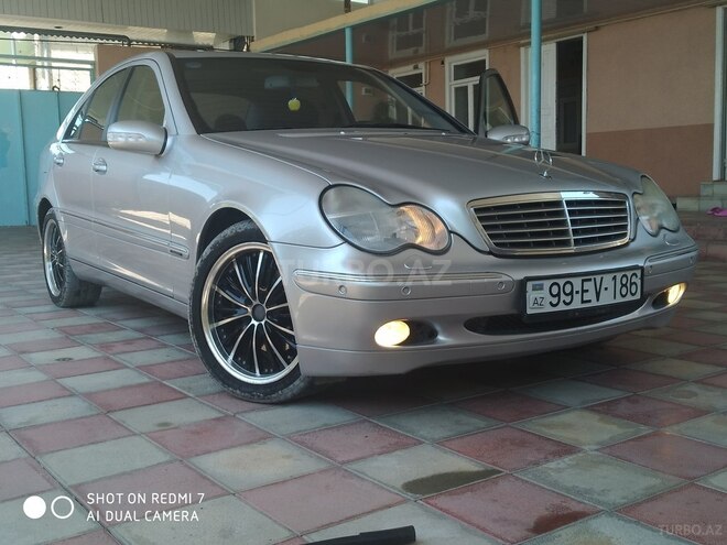 Mercedes C 200 2002, 207,945 km - 2.0 l - Şamaxı