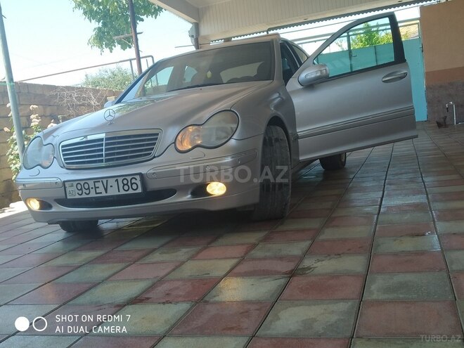 Mercedes C 200 2002, 207,945 km - 2.0 l - Şamaxı