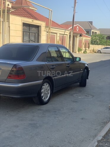 Mercedes C 200 1999, 325,000 km - 2.0 л - Bakı