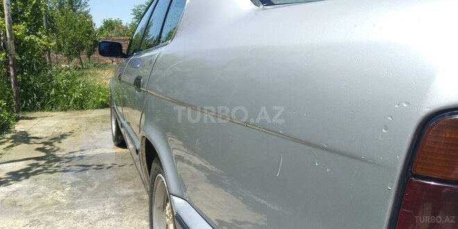 BMW 525 1993, 430,000 km - 2.5 л - Mingəçevir