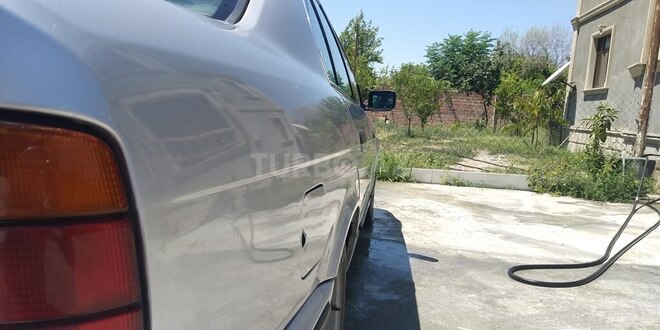 BMW 525 1993, 430,000 km - 2.5 л - Mingəçevir