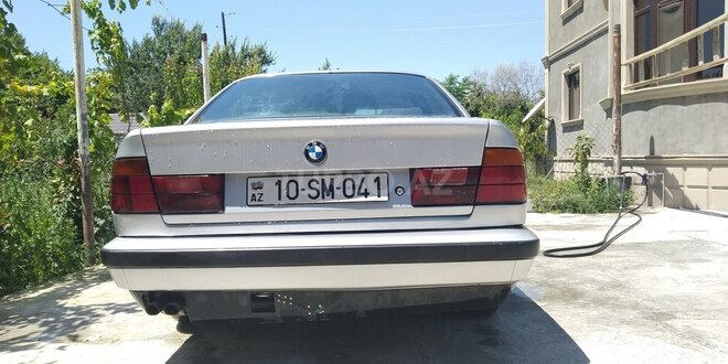 BMW 525 1993, 430,000 km - 2.5 л - Mingəçevir