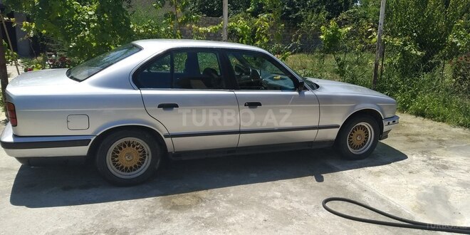BMW 525 1993, 430,000 km - 2.5 л - Mingəçevir